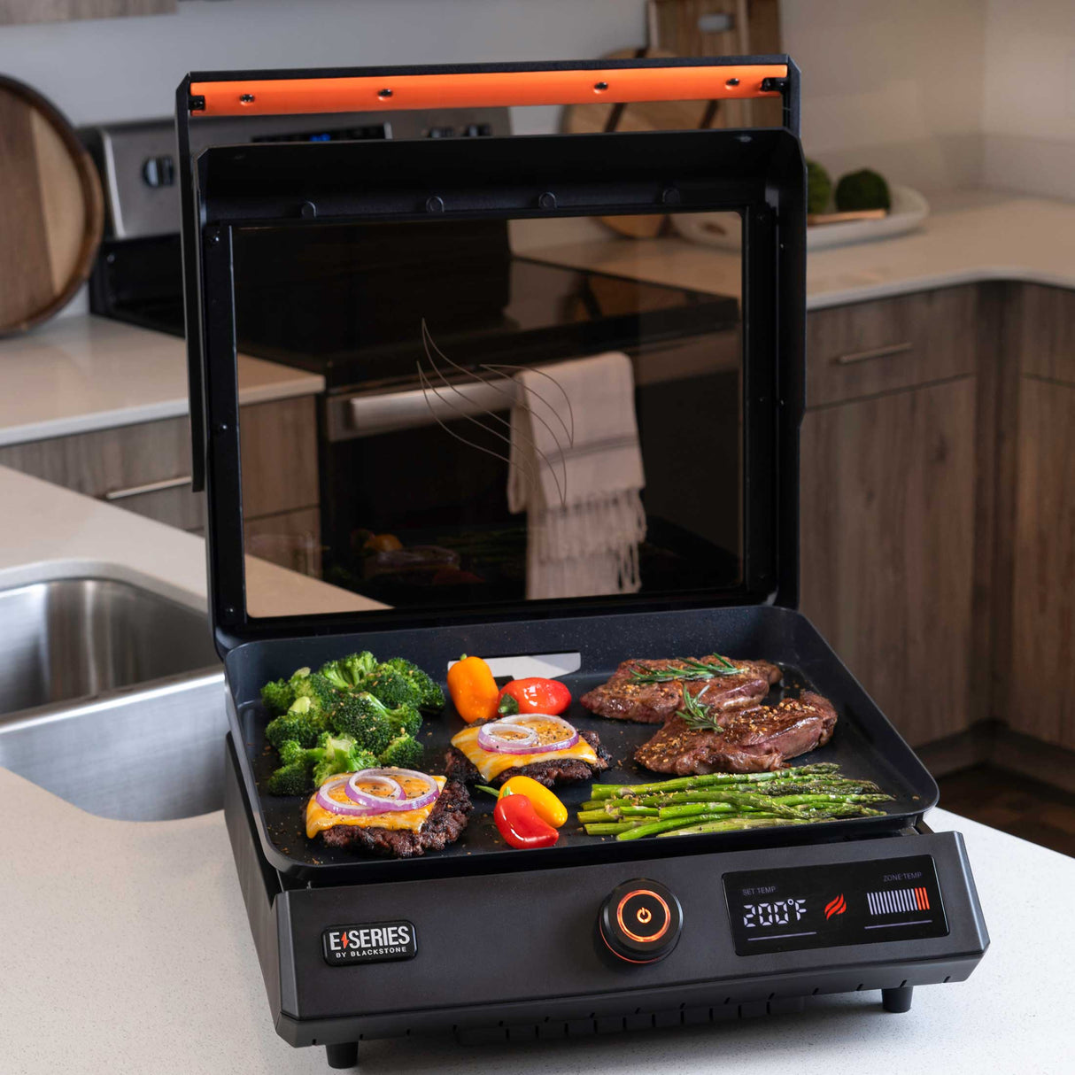 Blackstone E-Series Electric Tabletop Griddle - 17 Inch