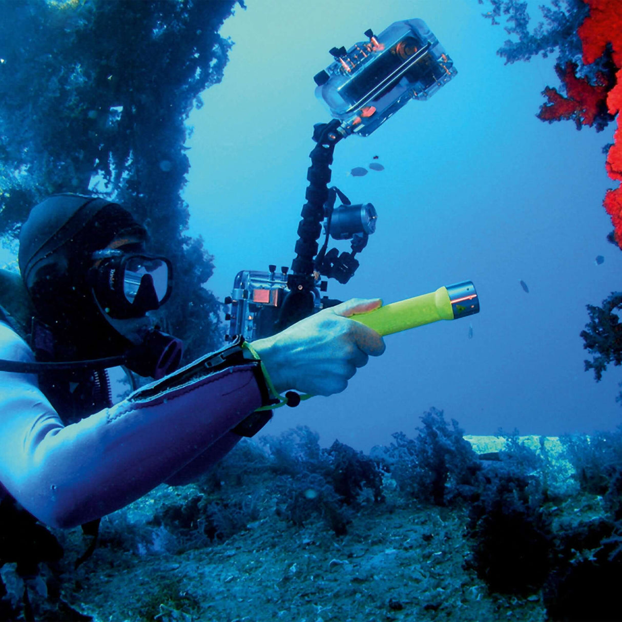 D14.2 Diving Flashlight