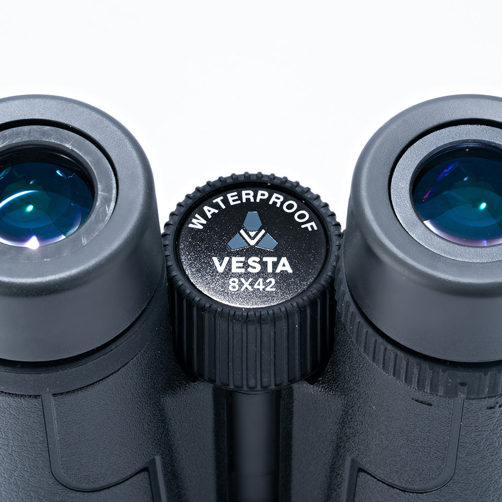 Vanguard Vesta 8X42 Wide View Adventure Binoculars