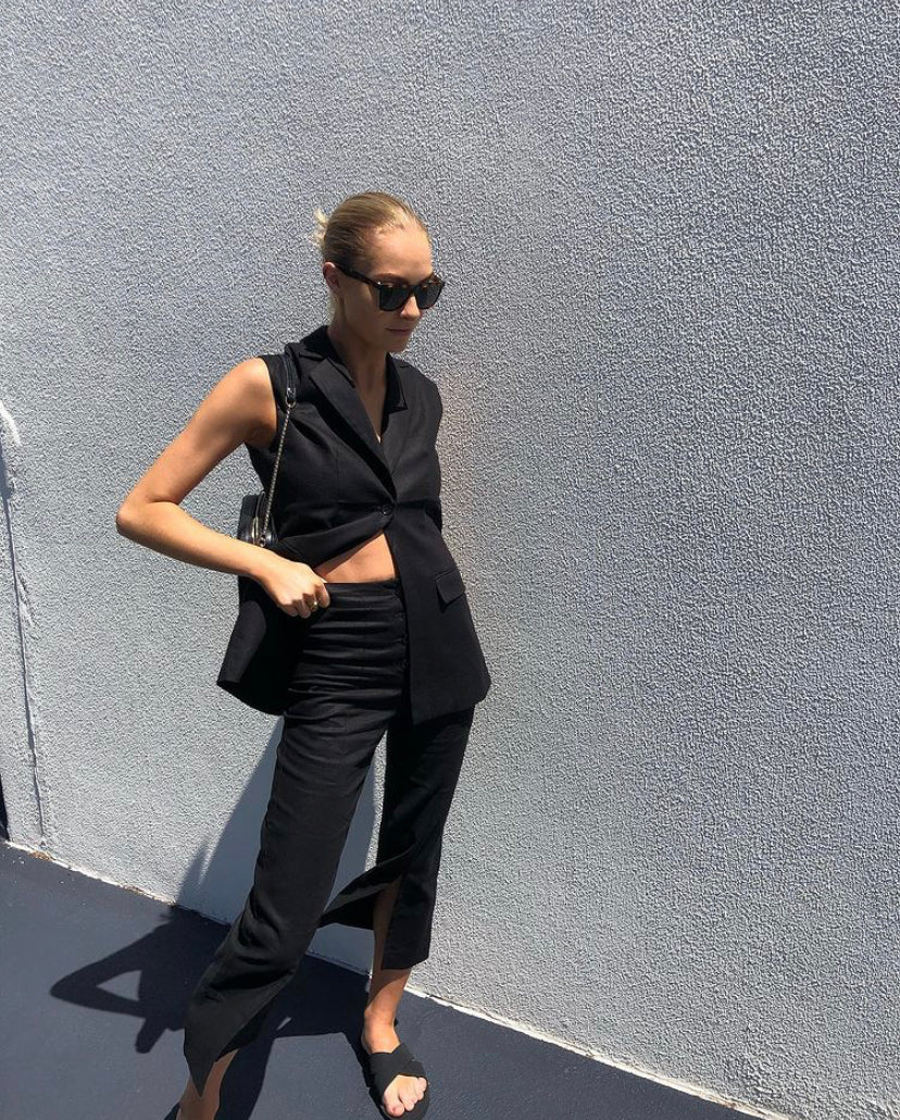 Essentials Cross - Women