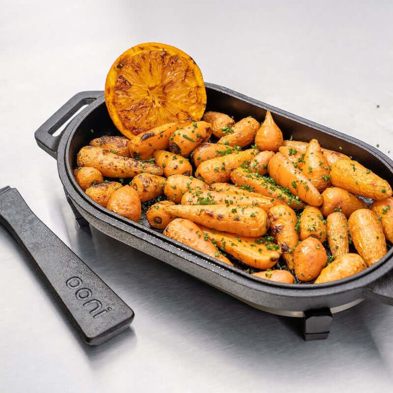 Top view of the Ooni Cast Iron Sizzler Pan with detachable handle