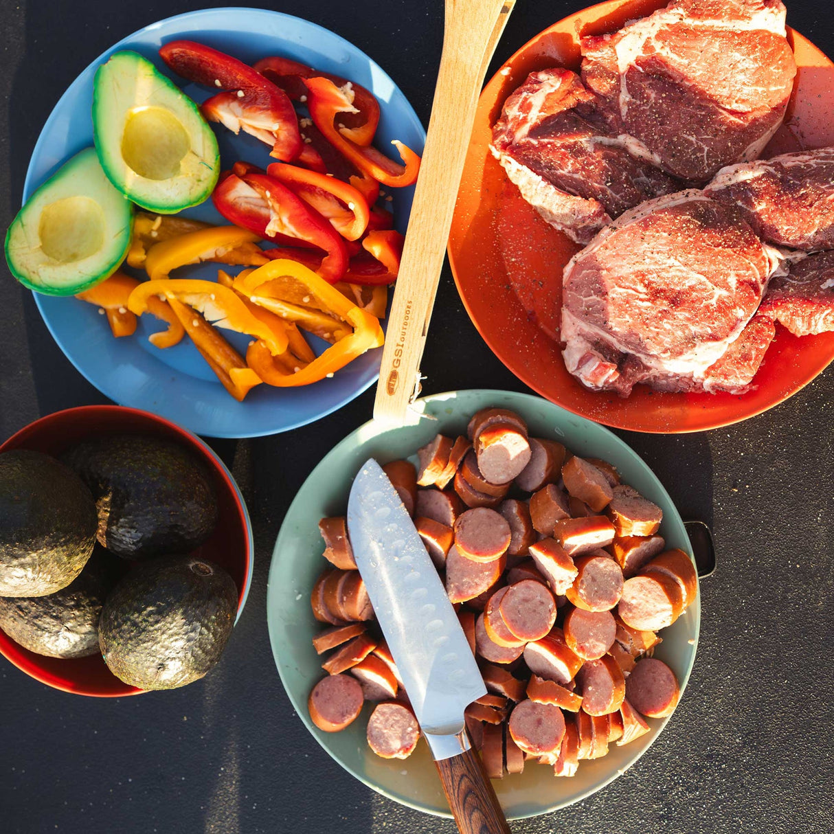 Cascadian 4 Person Table Set - Multi