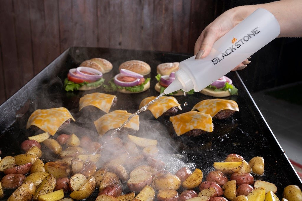 Blackstone 5 Piece Griddle Essentials Toolkit with Scraper