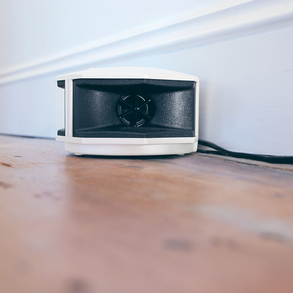 Mega-Sonic Twin-Speaker Pest Repeller