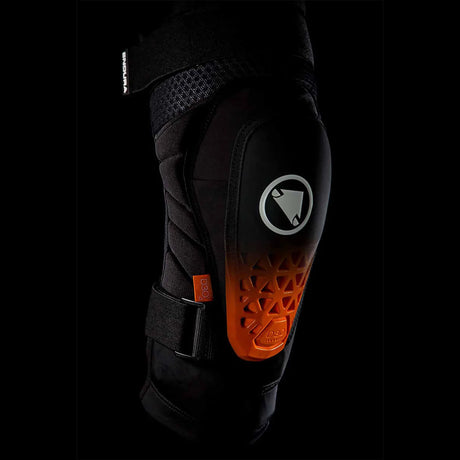 MT500 Hard Shell Knee Pads - Men's