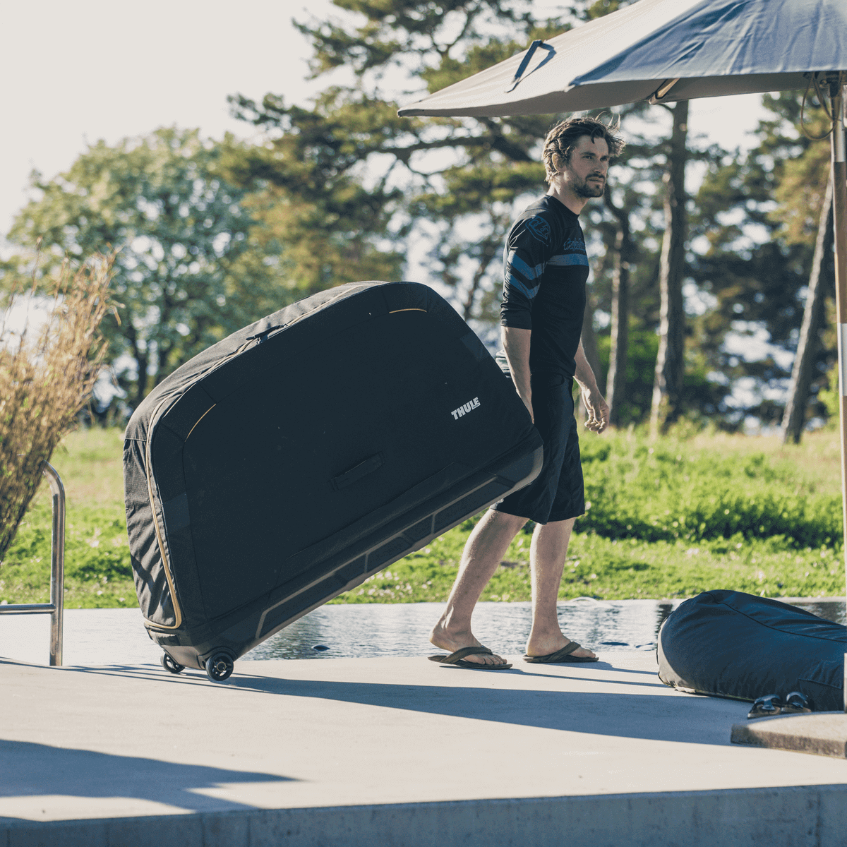 Thule RoundTrip - Road Bike Travel Case