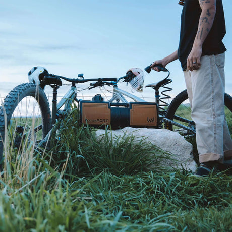 Waterport Day Tank 4 Gallon Pressurized Water System