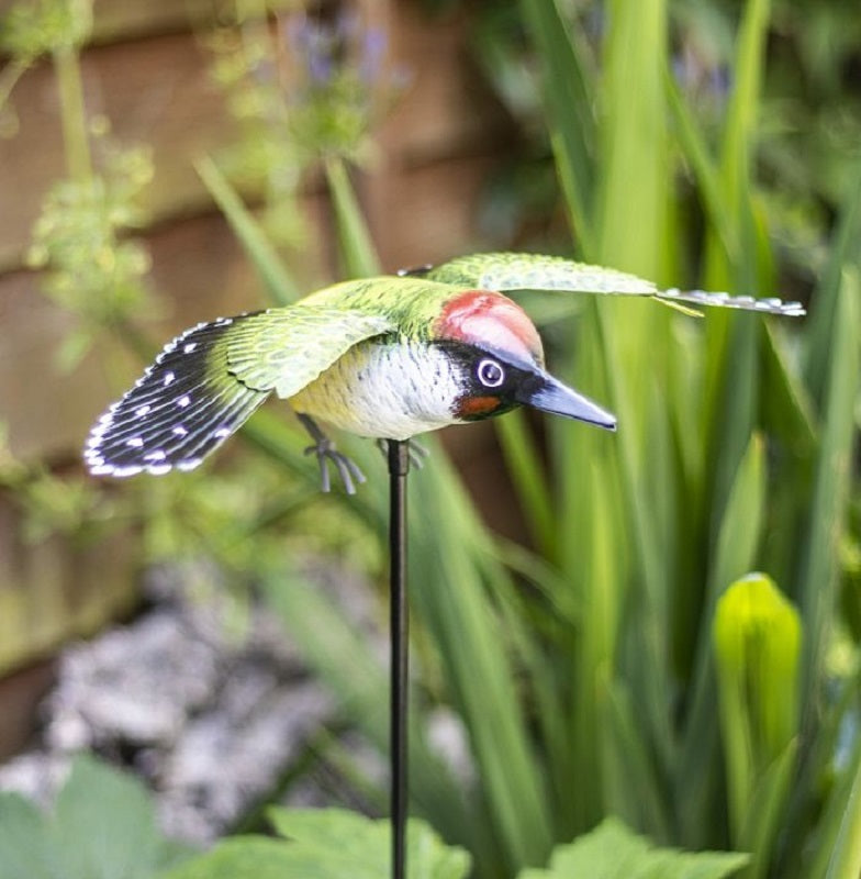 Inquisitive 3D Metal Woodpecker on Stake