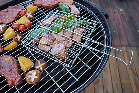 Saborr Flat Steel Barbeque Mesh with Soft Grip Handle