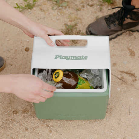 Igloo ECOCOOL Little Playmate Cooler Sustainable Hard Cooler 7Qt / 6L