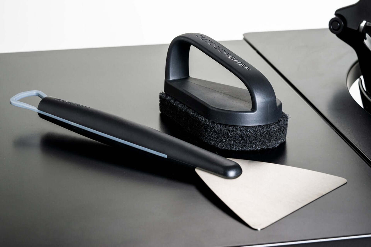 OutdoorChef Plancha Cleaning Set