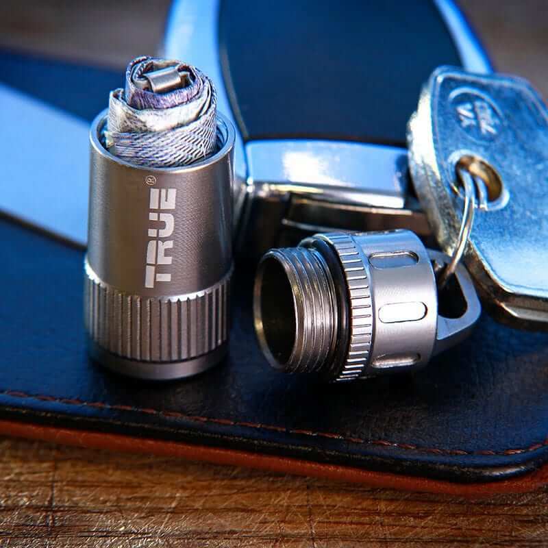 True Utility CashStash Keychain Cash