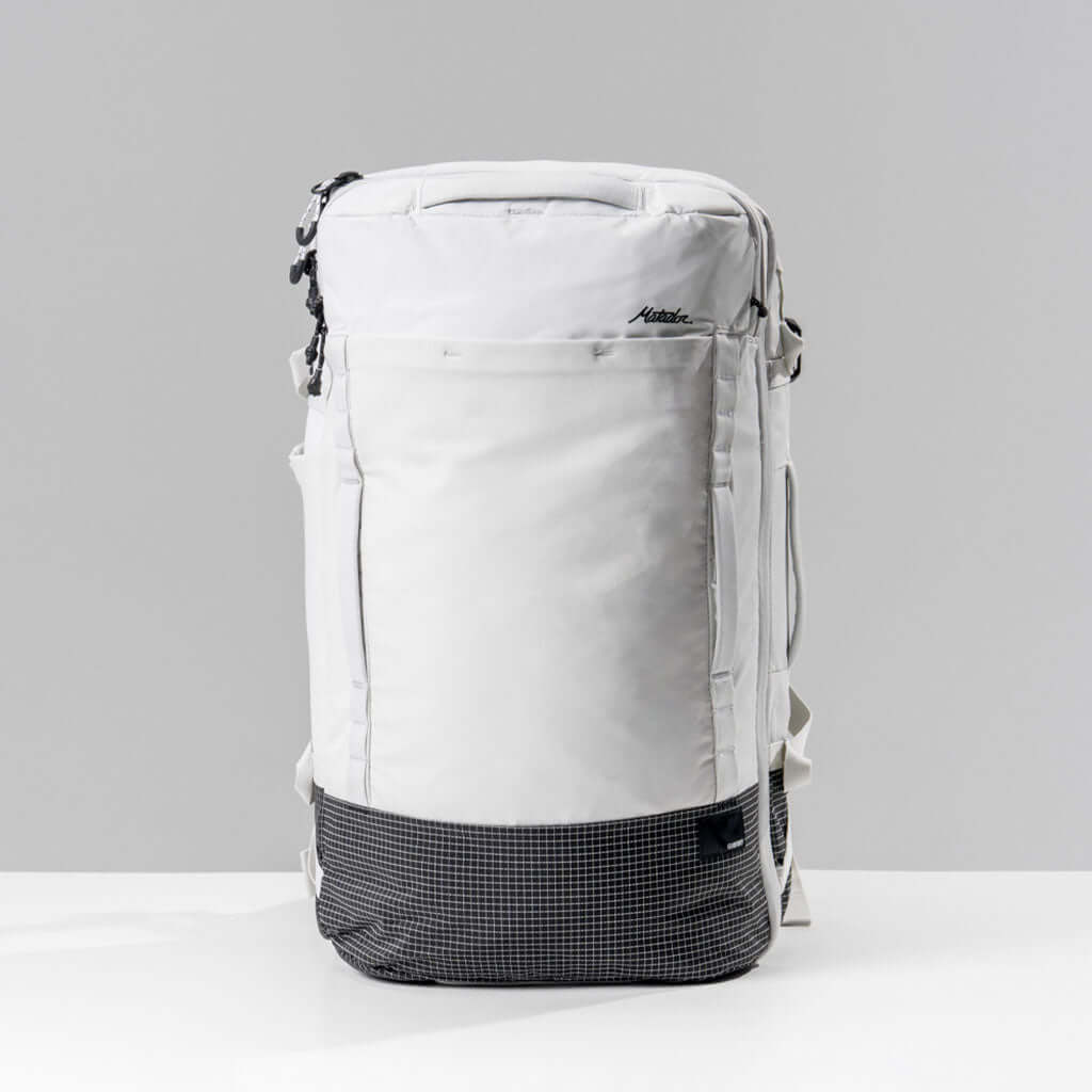 GlobeRider45 Travel Backpack - Arctic White
