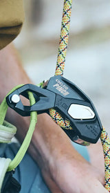 PINCH - Semi Automatic Belay Device